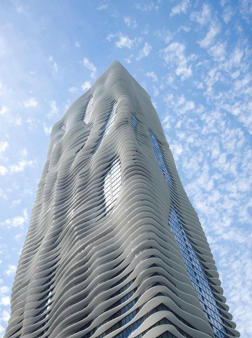 Chicago's Best Skyscraper, Final Four: (8) One Chicago vs